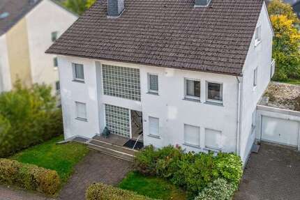 Haus Lüdenscheid Staberg - 9 Zimmer, 211 m&sup2;, 355.000&euro; | Angebot:27667428