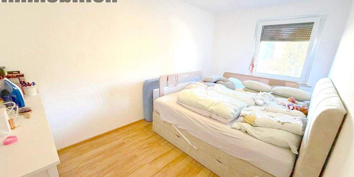 Etagenwohnung Dortmund Sölde - 4 Zimmer, 84 m&sup2;, 219.000&euro; | Angebot:26388382