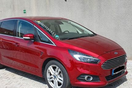 Ford S-Max 105.000 km 12.800 &euro; Remscheid 42855