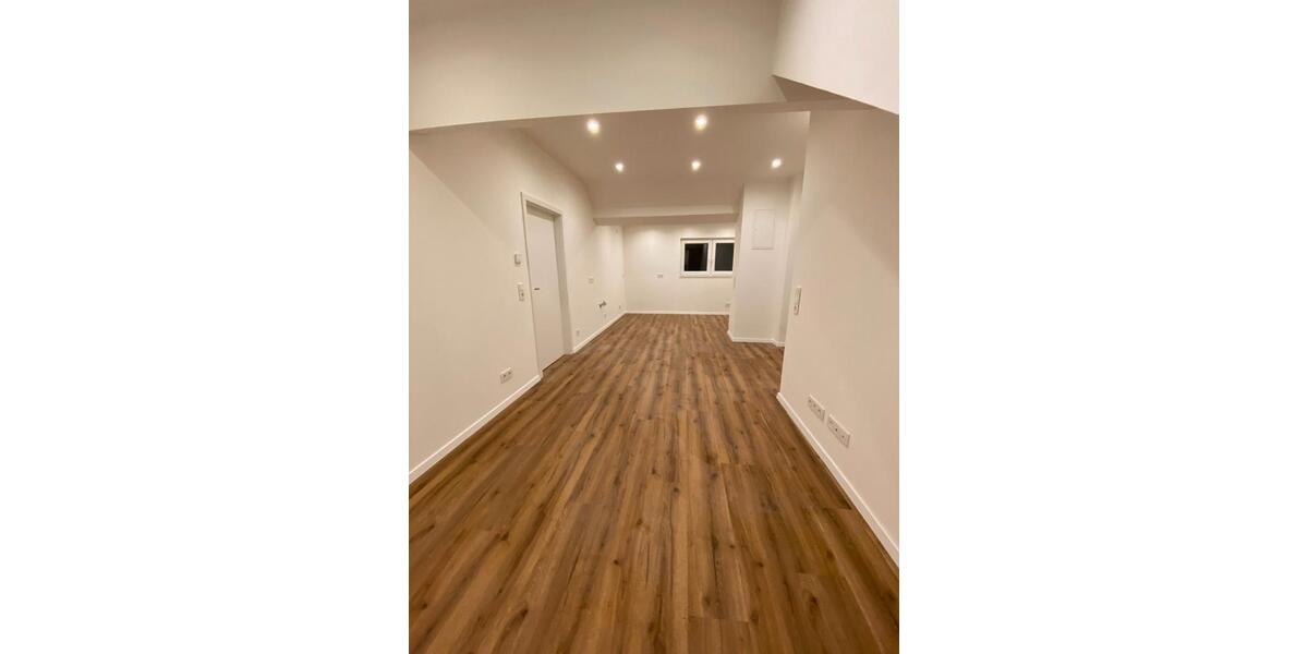 Dachgeschoßwohnung Iserlohn - 1 Zimmer, 65 m&sup2;, 600&euro; | Angebot:26429943