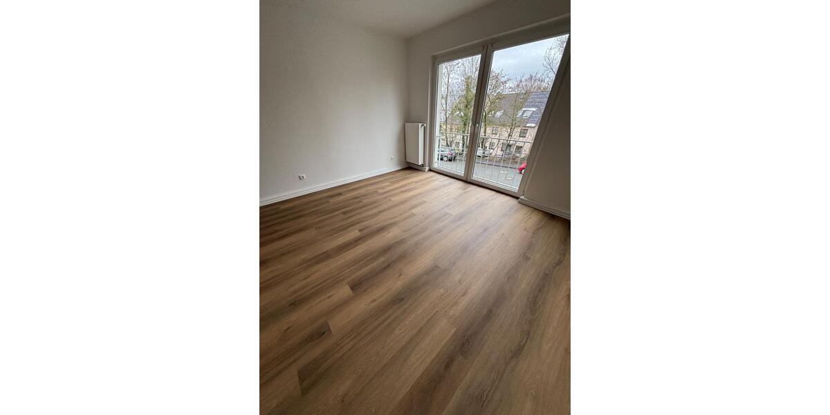 Etagenwohnung Wuppertal Gemarkung Elberfeld - 2 Zimmer, 75 m&sup2;, 710&euro; | Angebot:25253831