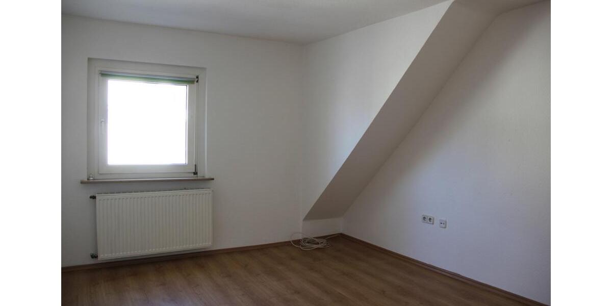 Dachgeschoßwohnung Dortmund Mengede - 2 Zimmer, 57 m&sup2;, 484&euro; | Angebot:25282857