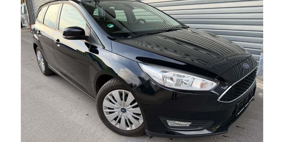 Ford Focus 50.873 km 10.689 &euro; Wuppertal 42285