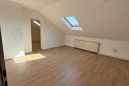 Wohnung Wuppertal Unterbarmen - 3 Zimmer, 65 m&sup2;, 336&euro; | Angebot:25882174