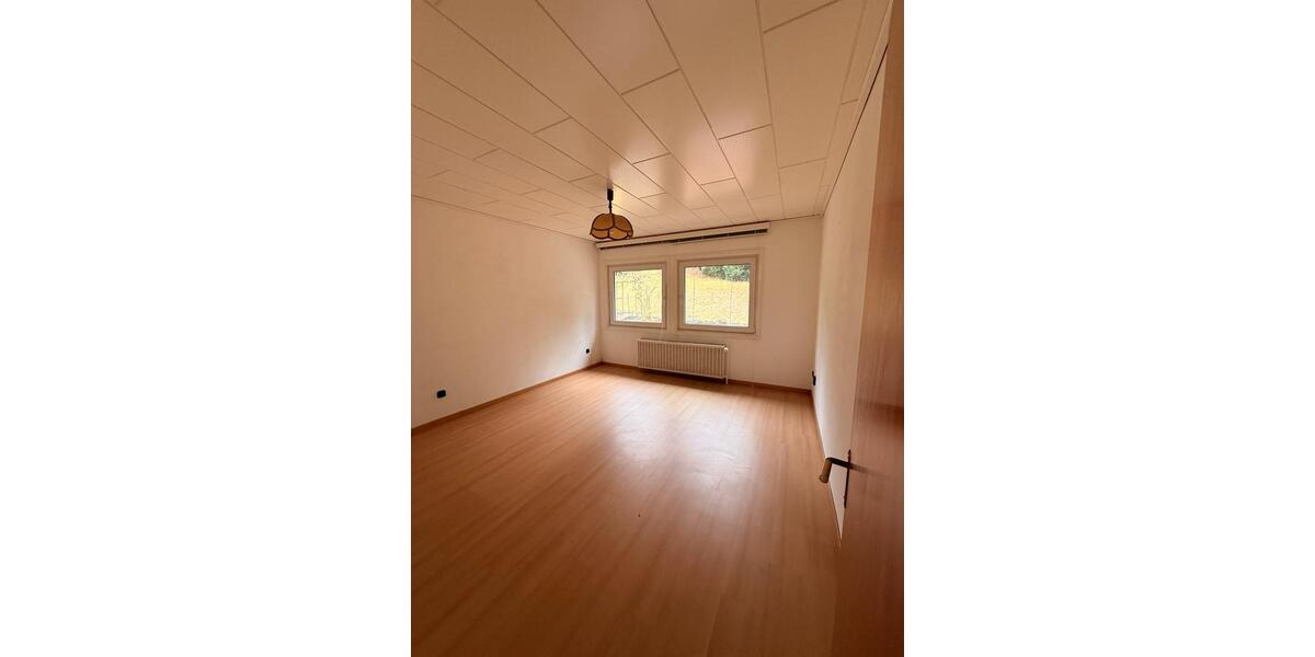 Einfamilienhaus Witten Rüdinghausen - 7 Zimmer, 140 m&sup2;, 430.000&euro; | Angebot:24090504