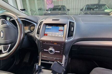 Ford S-Max 105.000 km 15.900 &euro; wuppertal 42277