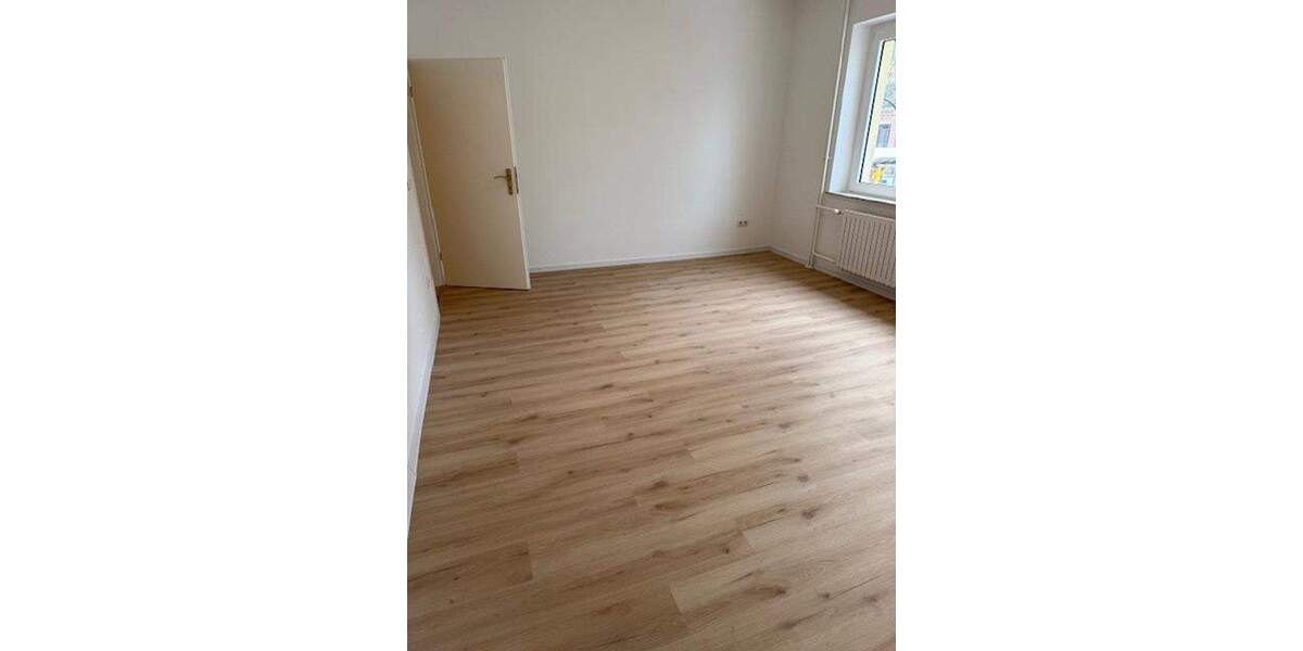 Etagenwohnung Witten Annen - 3 Zimmer, 85 m&sup2;, 890&euro; | Angebot:25910520