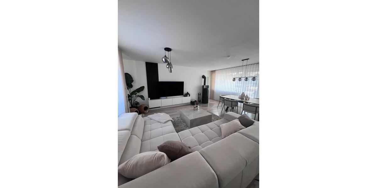 Etagenwohnung Remscheid Gemarkung Bergisch Born - 3 Zimmer, 90 m&sup2;, 1.280&euro; | Angebot:25961270