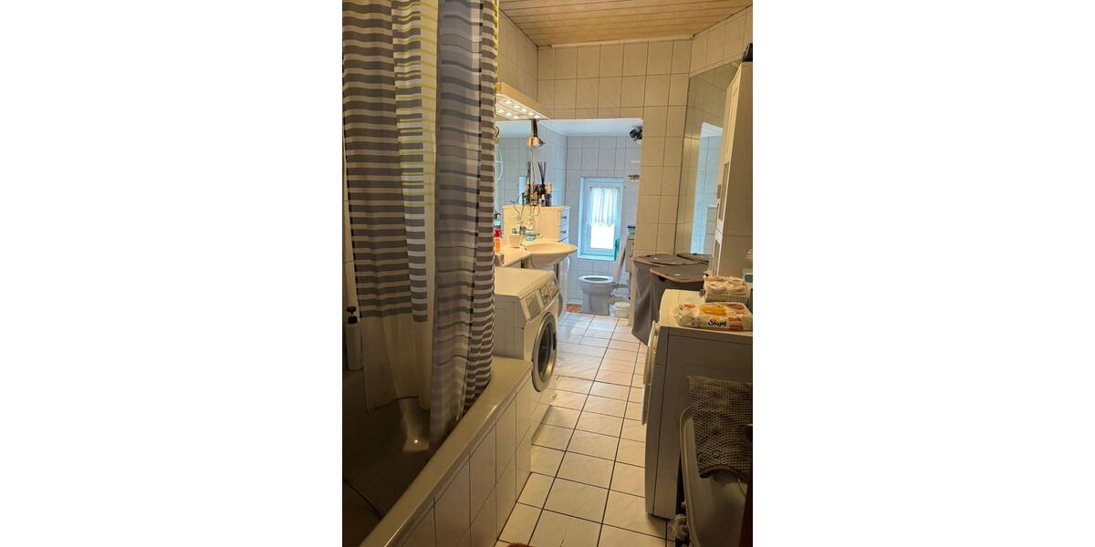 Erdgeschoßwohnung Lüdenscheid Staberg - 4 Zimmer, 90 m&sup2;, 719&euro; | Angebot:25613654