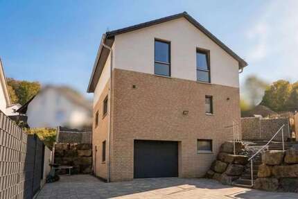 Haus Ennepetal - 7 Zimmer, 148 m&sup2;, 669.000&euro; | Angebot:26521622