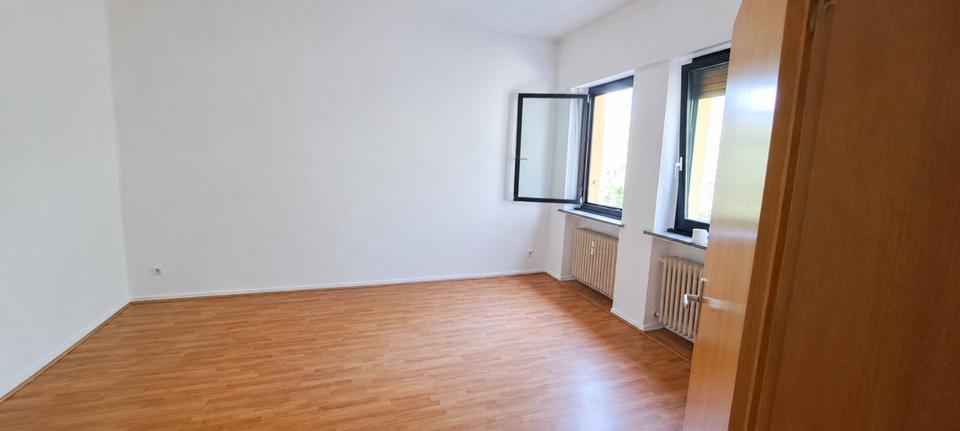 Etagenwohnung Dortmund Huckarde - 4 Zimmer, 111 m&sup2;, 693&euro; | Angebot:27604048