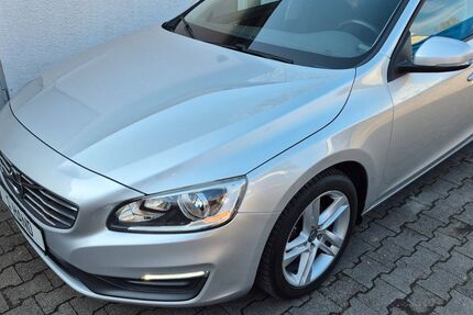 Volvo V60 149.000 km 7.990 &euro; Sprockhövel 45549