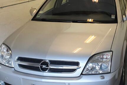 Opel Vectra 74.000 km 4.790 &euro; Velbert 42555