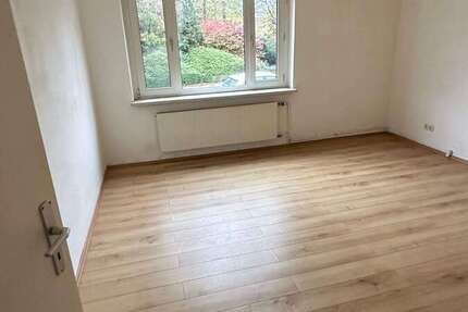 Wohnung Herne Wanne-Süd - 1.5 Zimmer, 50 m&sup2;, 370&euro; | Angebot:27713713