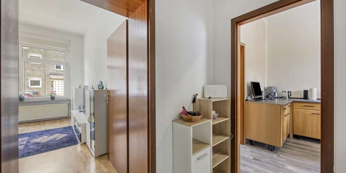 Einfamilienhaus Remscheid Lüttringhausen - 15 Zimmer, 408 m&sup2;, 320.000&euro; | Angebot:27640661