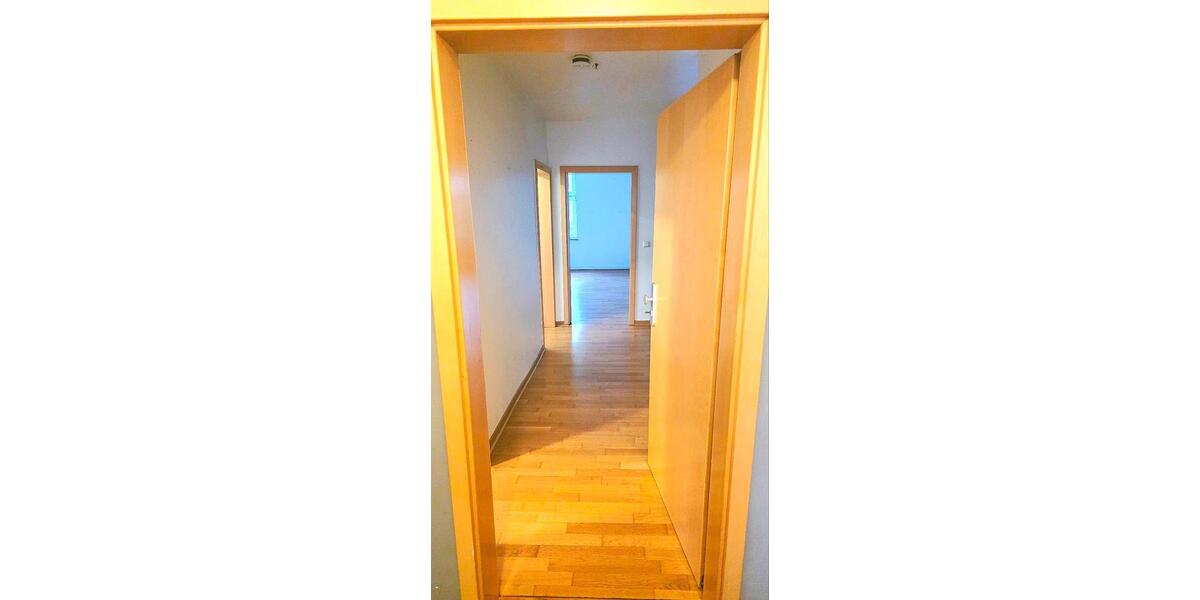 Etagenwohnung Herne Wanne-Bickern - 5 Zimmer, 140 m&sup2;, 2.200&euro; | Angebot:27577487