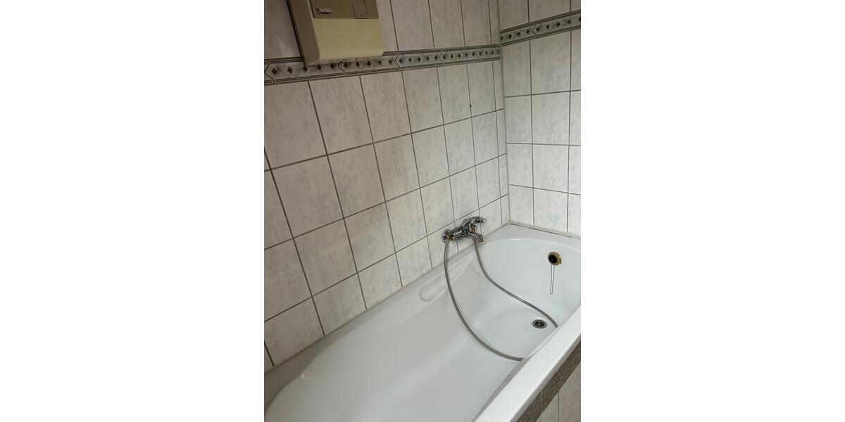 Dachgeschoßwohnung Hemer - 1 Zimmer, 32 m&sup2;, 450&euro; | Angebot:26237044