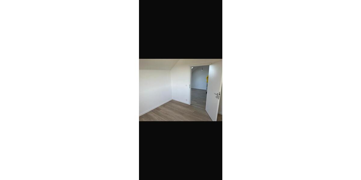 Dachgeschoßwohnung Radevormwald - 2 Zimmer, 41 m&sup2;, 399&euro; | Angebot:26539774