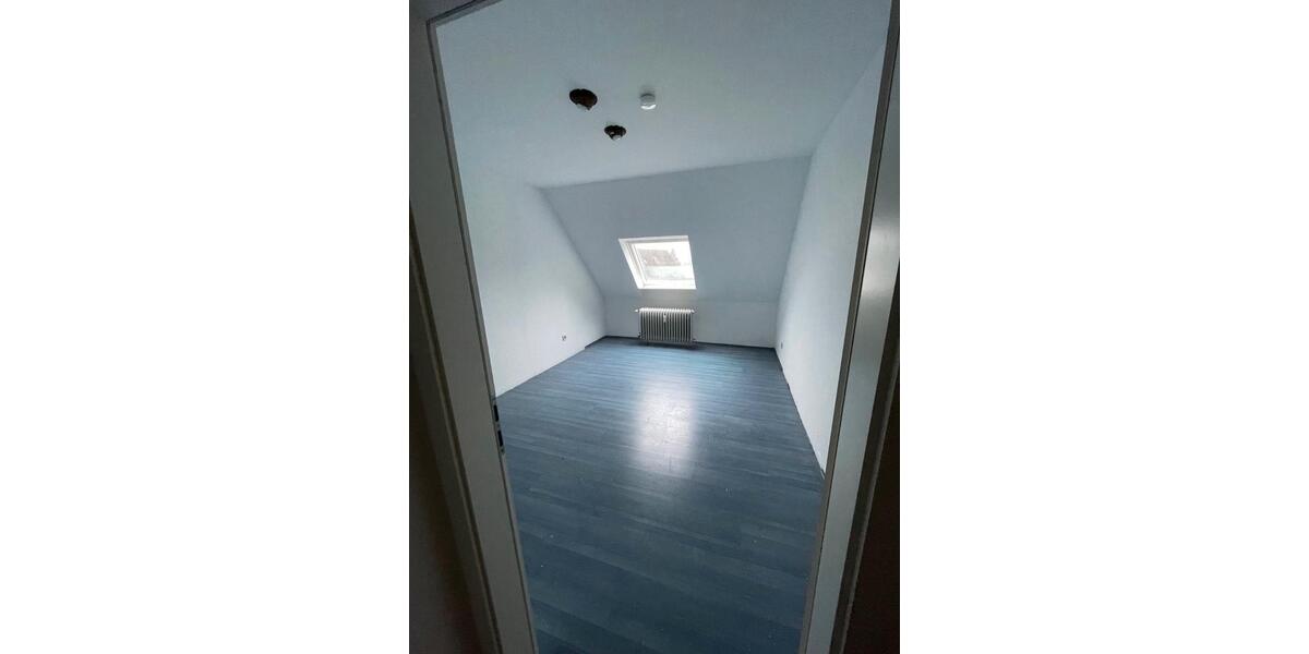 Dachgeschoßwohnung Hagen Hagen-Mitte - 2 Zimmer, 64 m&sup2;, 450&euro; | Angebot:26349074