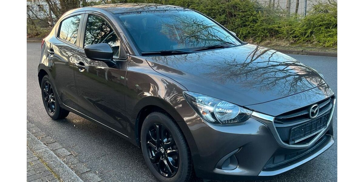 Mazda 2 195.000 km 5.700 &euro; Bochum 44805