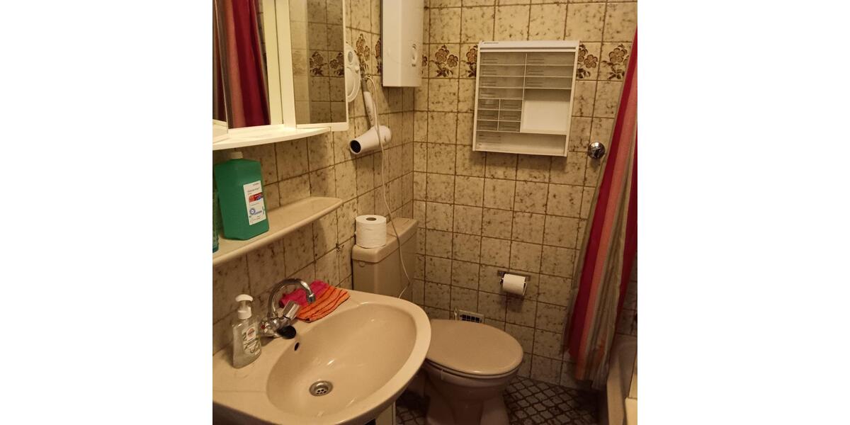 Etagenwohnung Bochum Querenburg - 2 Zimmer, 70 m&sup2;, 650&euro; | Angebot:25515313