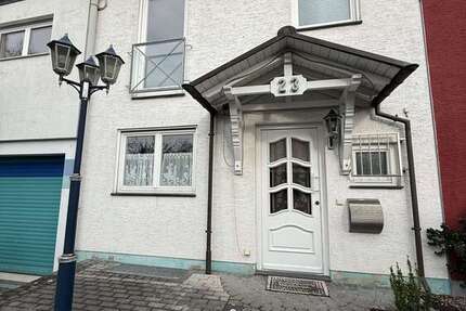 Haus Wuppertal Dornap - 5 Zimmer, 185 m&sup2;, 1.580&euro; | Angebot:25995771