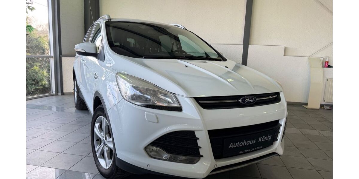 Ford Kuga 124.644 km 8.950 &euro; Schwerte 58239