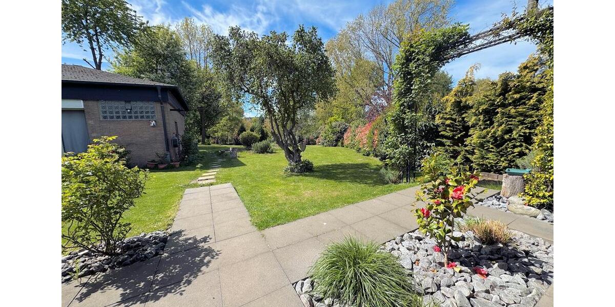 Einfamilienhaus Holzwickede - 9 Zimmer, 279 m&sup2;, 780.000&euro; | Angebot:27534094
