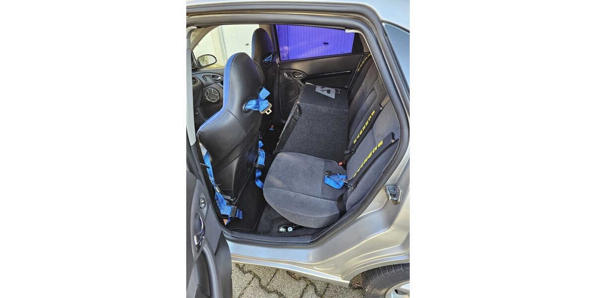 Ford Focus 206.000 km 3.500 &euro; Lüdenscheid 58507