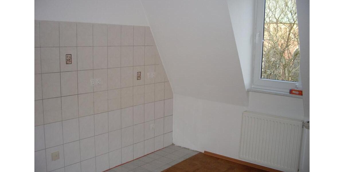Dachgeschoßwohnung Iserlohn - 4 Zimmer, 96 m&sup2;, 600&euro; | Angebot:25922814