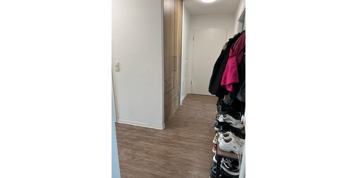 Dachgeschoßwohnung Dortmund Eving - 2.5 Zimmer, 79 m&sup2;, 1.000&euro; | Angebot:23672256