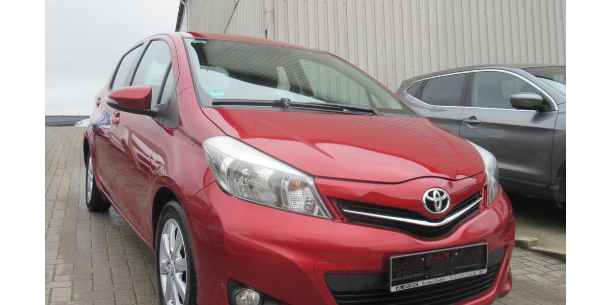 Toyota Yaris 128.597 km 8.890 &euro; Herne 44653