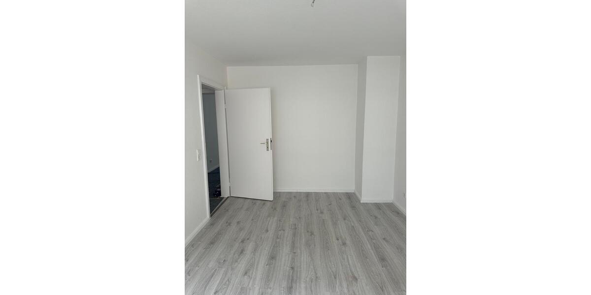 Etagenwohnung Wuppertal Gemarkung Barmen - 3 Zimmer, 75 m&sup2;, 525&euro; | Angebot:25520036