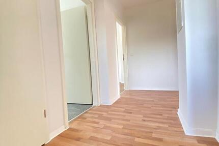 Wohnung Iserlohn - 2 Zimmer, 77 m&sup2;, 520&euro; | Angebot:24695893
