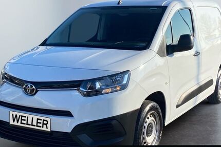 Toyota Proace City 41.604 km 17.970 &euro; Dortmund 44143
