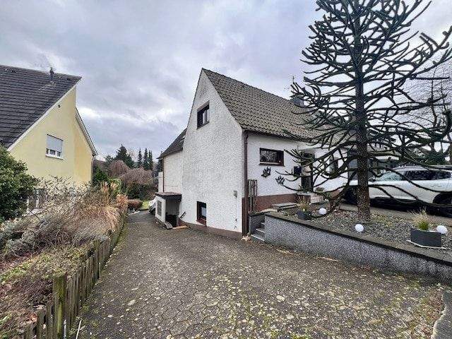 Einfamilienhaus Gevelsberg Berge - 7 Zimmer, 151 m&sup2;, 365.000&euro; | Angebot:25845433