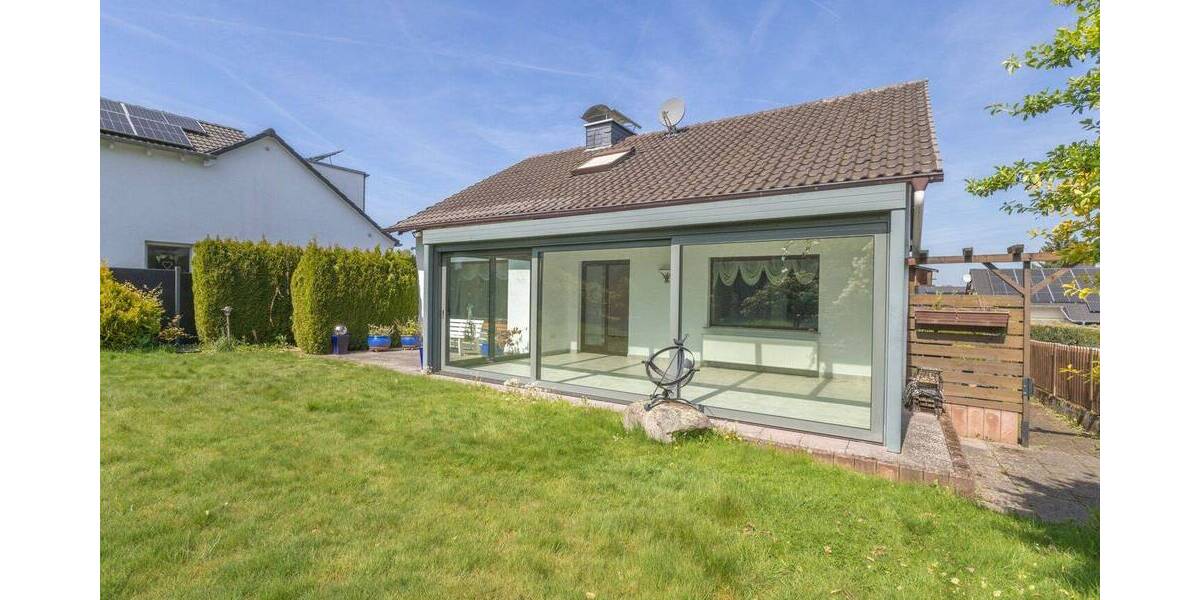 Einfamilienhaus Menden Mitte - 5 Zimmer, 122 m&sup2;, 215.000&euro; | Angebot:26486387