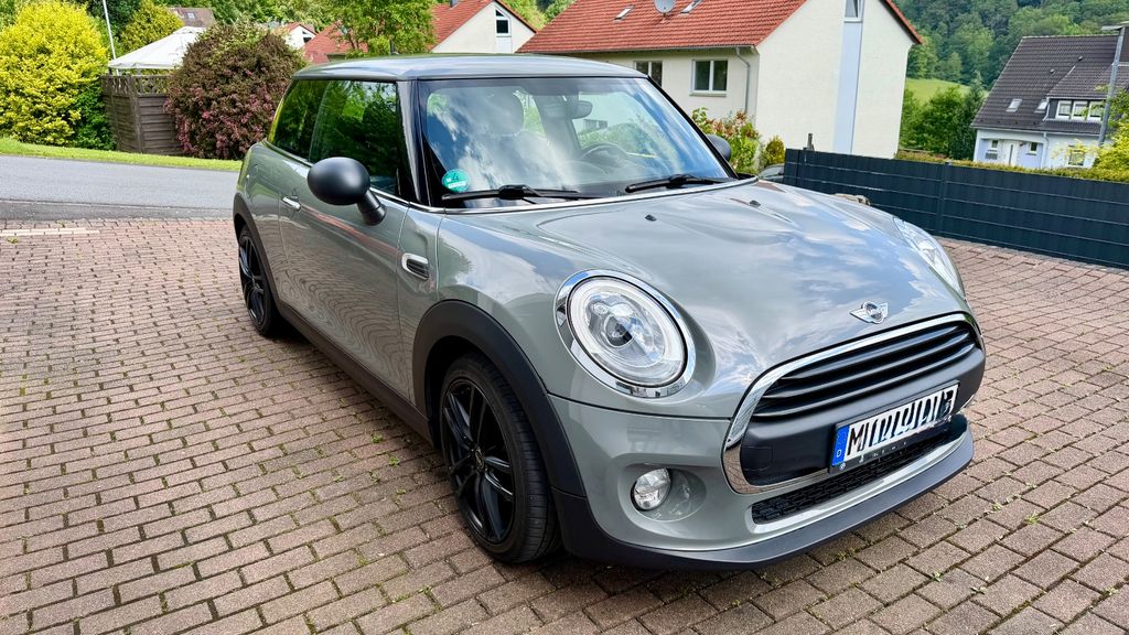 Mini ONE 91.604 km 9.500 &euro; Schalksmühle 58579