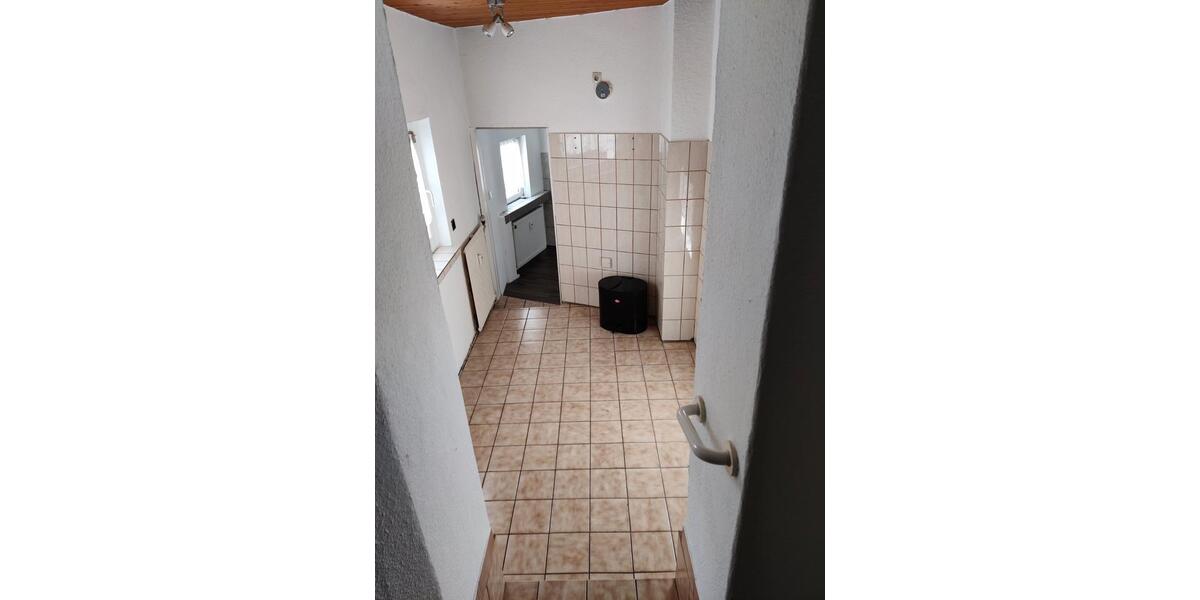 Erdgeschoßwohnung Schwerte - 3 Zimmer, 64 m&sup2;, 500&euro; | Angebot:27601187