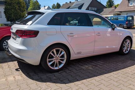 Audi A3 81.000 km 11.750 &euro; Waltrop 45731