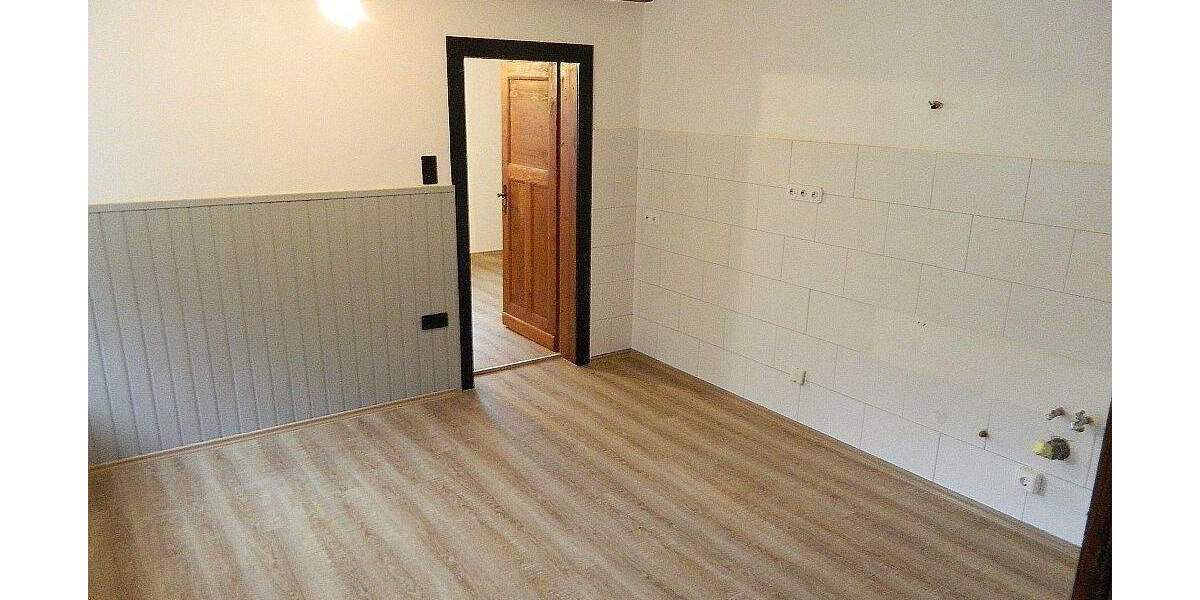 Etagenwohnung Lüdenscheid Brüninghausen - 4 Zimmer, 97 m&sup2;, 500&euro; | Angebot:25697792