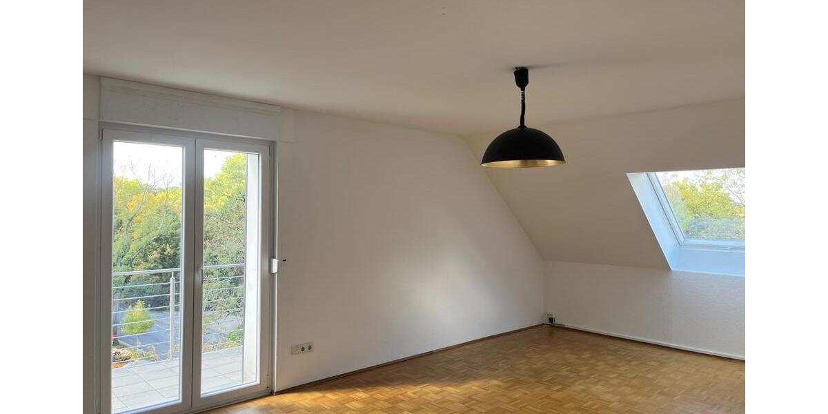 Dachgeschoßwohnung Dortmund Hombruch - 3.5 Zimmer, 75 m&sup2;, 697&euro; | Angebot:27621148
