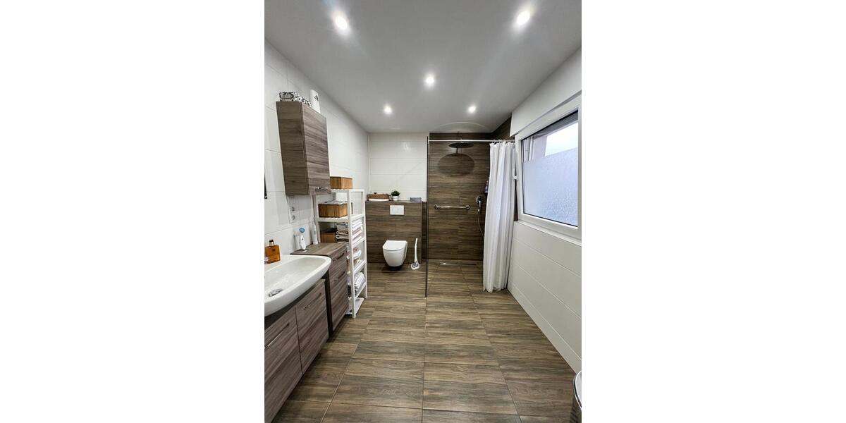 Einfamilienhaus Iserlohn Sümmern - 9 Zimmer, 180 m&sup2;, 399.000&euro; | Angebot:25017524