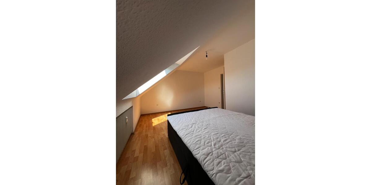 Dachgeschoßwohnung Wuppertal Cronenberg - 3 Zimmer, 64 m&sup2;, 520&euro; | Angebot:26636768