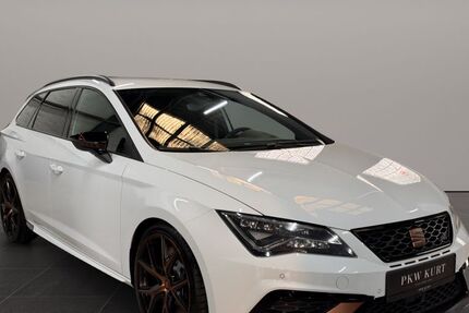 Seat Leon 77.616 km 26.990 &euro; Remscheid 42857