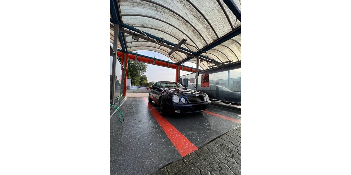 Mercedes-Benz CLK 320 175.000 km 2.500 &euro; Schwelm 58332