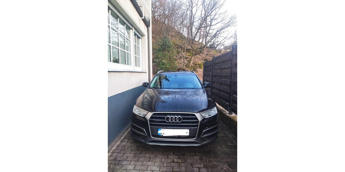 Audi Q3 166.500 km 15.000 &euro; Altena 58762