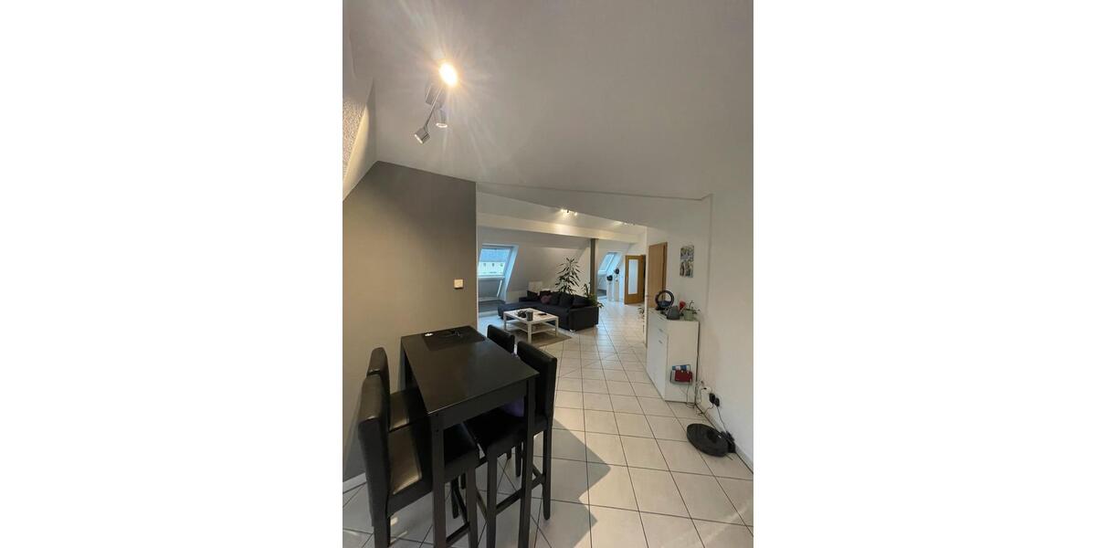 Dachgeschoßwohnung Halver - 2 Zimmer, 70 m&sup2;, 650&euro; | Angebot:26623819