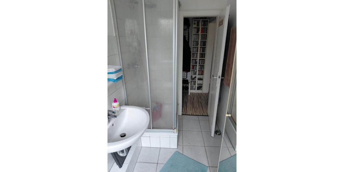 Erdgeschoßwohnung Remscheid - 1 Zimmer, 45 m&sup2;, 360&euro; | Angebot:26621376