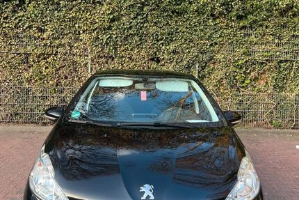 Peugeot 208 93.877 km 5.500 &euro; Wuppertal 42107